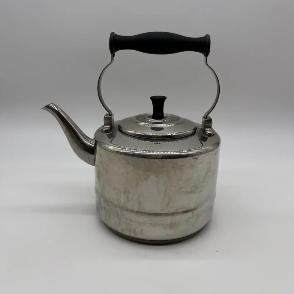 BonJour Tea Kettle 2qt/8C Stovetop Silver Stainless Steel Gooseneck Spout 53087